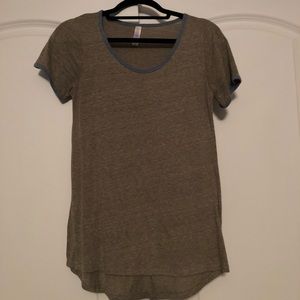LuLaRoe Classic T. Like new condition.